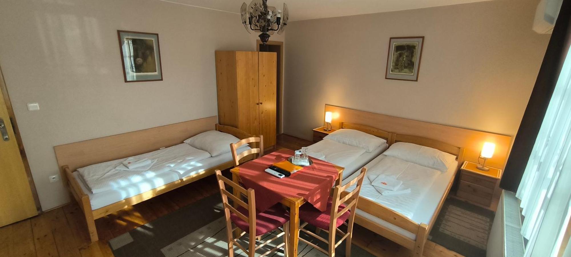 Penzion Romance Břeclav Exterior foto